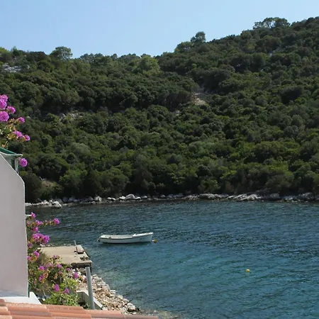 By The Sea Pasadur, - 8391 * Lastovo