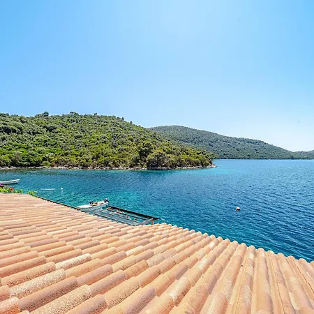 Διαμέρισμα By The Sea Pasadur, - 8391 *